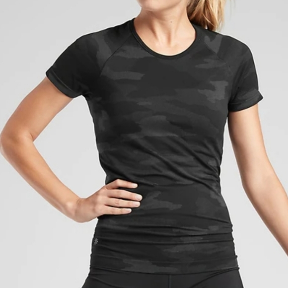 Athleta Charcoal Camo Short Sleeve Tee Small - Picture 1 of 9